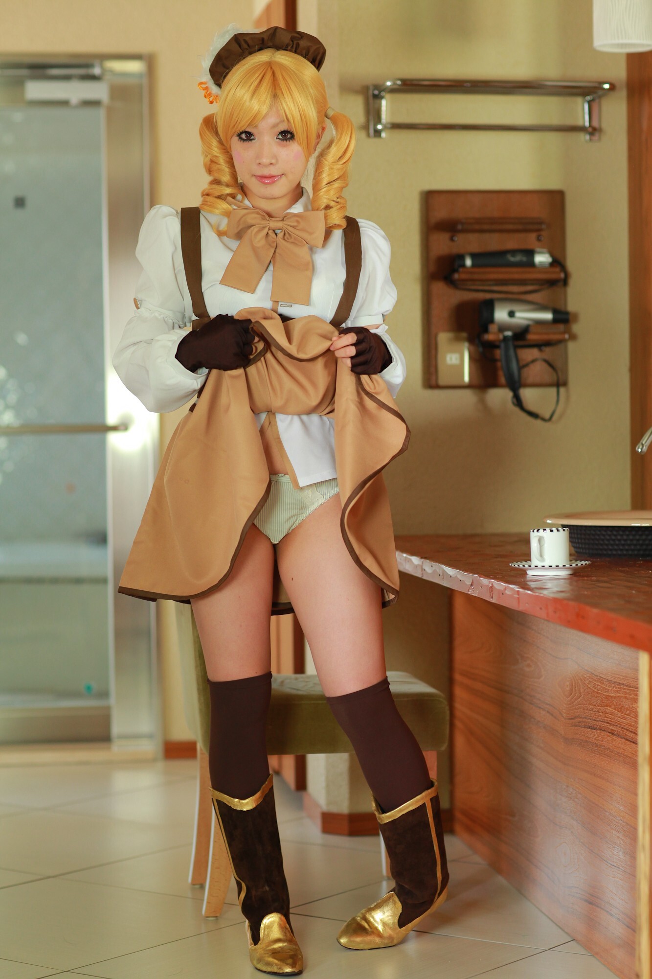 [Cosplay]  Mahou Shoujo Madoka Magika - New Mami Tomoe Hot Cosplay 1